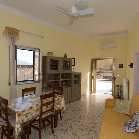 Apartamento House Sun And Moon Amalfi Exterior foto